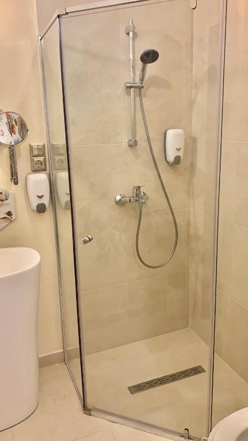 Modern Place To Stay-Self Check-In Nonstop 24H-Wifi 雷希察 外观 照片